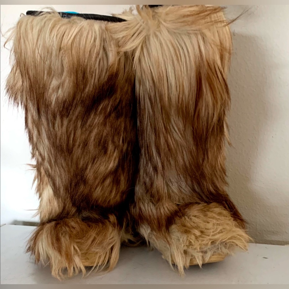 ROLUC IDEAL GOAT FUR HAIR MUKLUK SKI YETI ITALY SNOW BOOTS CHALET APRES, CIARA